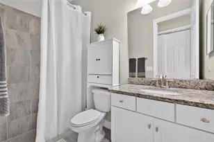 11825 Perennial Pl, Bradenton, FL 34211 - Photo 4