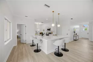 4320 Marcott Cir, Sarasota, FL 34233 - Photo 18