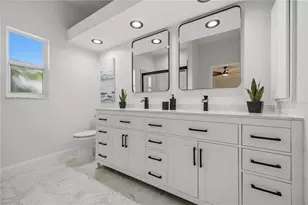 4320 Marcott Cir, Sarasota, FL 34233 - Photo 44