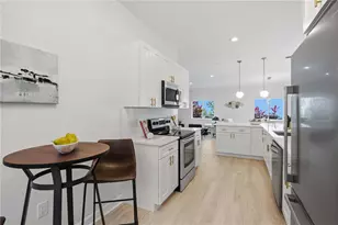 4320 Marcott Cir, Sarasota, FL 34233 - Photo 26
