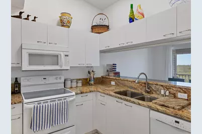3607 E Bay Drive #206, Bradenton Beach, FL 34217 - Photo 12