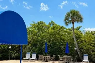 3607 E Bay Dr, Bradenton Beach, FL 34217 - Photo 24
