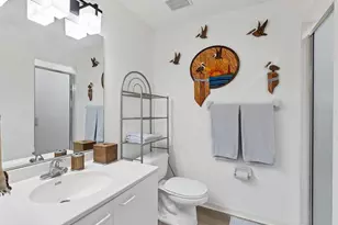 3607 E Bay Dr, Bradenton Beach, FL 34217 - Photo 22