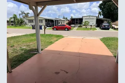 208 50th Avenue Drive E, Bradenton, FL 34203 - Photo 8