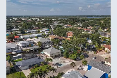 4212 3rd Avenue NE, Bradenton, FL 34208 - Photo 4