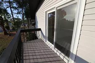 5667 Creekwood Dr, Sarasota, FL 34233 - Photo 12