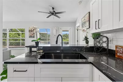 201 113th Street E, Bradenton, FL 34212 - Photo 26