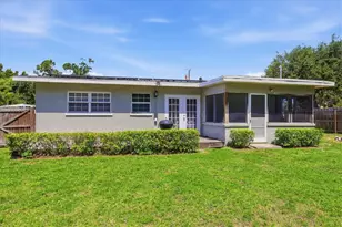 910 16th Ave W, Palmetto, FL 34221 - Photo 4