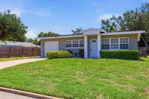 910 16th Ave W, Palmetto, FL 34221 - Photo 1