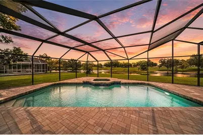 6221 99th Street E, Bradenton, FL 34202 - Photo 2