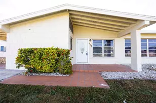 275 Lakeview Dr, North Fort Myers, FL 33917 - Photo 2