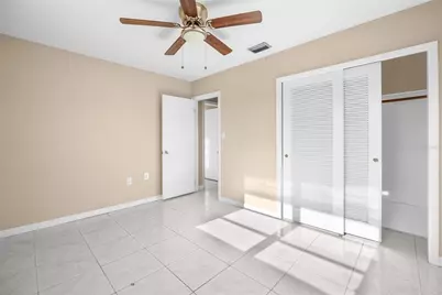 275 Lakeview Drive, North Fort Myers, FL 33917 - Photo 14