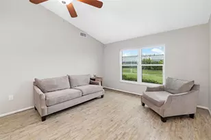 5355 Crestlake Blvd, Sarasota, FL 34233 - Photo 8
