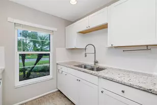 5355 Crestlake Blvd, Sarasota, FL 34233 - Photo 10