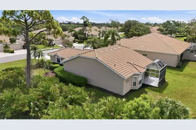 9402 Forest Hills Circle, Sarasota, FL 34238 - Photo 40
