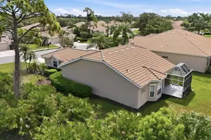 9402 Forest Hills Cir, Sarasota, FL 34238 - Photo 40