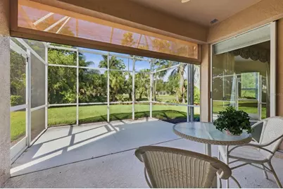 9402 Forest Hills Circle, Sarasota, FL 34238 - Photo 22