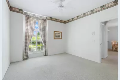 9402 Forest Hills Circle, Sarasota, FL 34238 - Photo 26