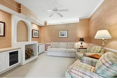9402 Forest Hills Circle, Sarasota, FL 34238 - Photo 12