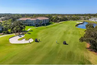 9402 Forest Hills Circle, Sarasota, FL 34238 - Photo 68