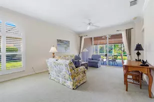 9402 Forest Hills Cir, Sarasota, FL 34238 - Photo 16