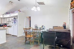 1072 Peak Cir, Deltona, FL 32738 - Photo 6