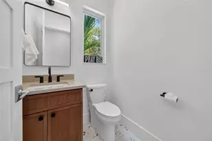 2430 Floyd St, Sarasota, FL 34239 - Photo 40