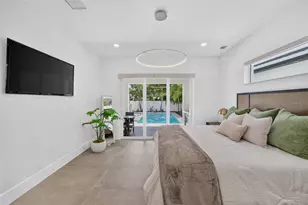 2430 Floyd St, Sarasota, FL 34239 - Photo 20