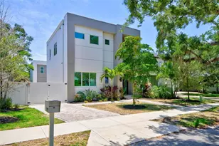 2430 Floyd St, Sarasota, FL 34239 - Photo 2