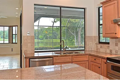 6708 90th Street E, Bradenton, FL 34202 - Photo 10