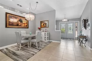 650 Sweetbriar Dr, Oldsmar, FL 34677 - Photo 10