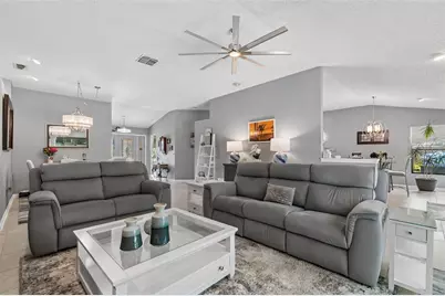 650 Sweetbriar Drive, Oldsmar, FL 34677 - Photo 12