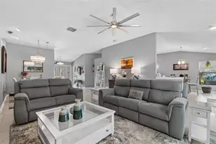 650 Sweetbriar Dr, Oldsmar, FL 34677 - Photo 12
