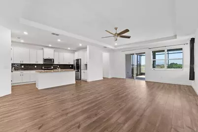 7322 34th Court E, Sarasota, FL 34243 - Photo 10