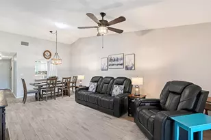 6129 Heritage Ln W, Bradenton, FL 34209 - Photo 10