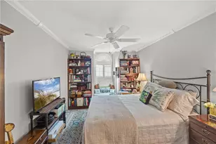 7716 Geneva Ln, Sarasota, FL 34243 - Photo 6