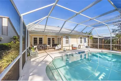 7716 Geneva Lane, Sarasota, FL 34243 - Photo 10