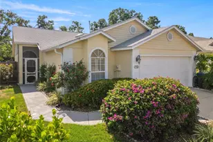 7716 Geneva Ln, Sarasota, FL 34243 - Photo 2