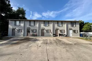 408 57th Ave Dr E, Bradenton, FL 34203 - Photo 1