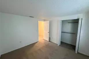 408 57th Ave Dr E, Bradenton, FL 34203 - Photo 12