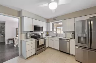 3512 21st Ave W, Bradenton, FL 34205 - Photo 4
