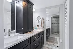 1103 Edgewater Cir, Bradenton, FL 34209 - Photo 18