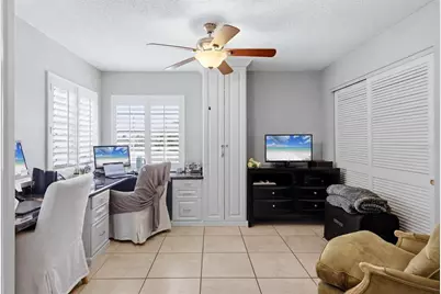 1103 Edgewater Circle #1103, Bradenton, FL 34209 - Photo 14