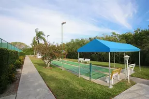1103 Edgewater Cir, Bradenton, FL 34209 - Photo 52