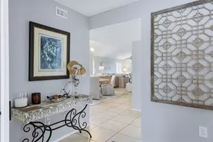 1103 Edgewater Cir, Bradenton, FL 34209 - Photo 4