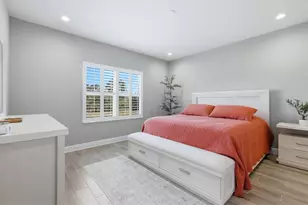 2321 Blue Mahoe Ln, Sarasota, FL 34240 - Photo 24