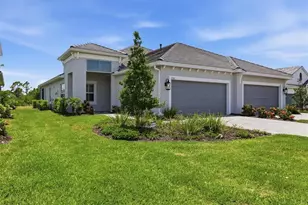 2321 Blue Mahoe Ln, Sarasota, FL 34240 - Photo 1