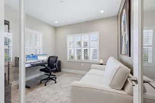 2321 Blue Mahoe Ln, Sarasota, FL 34240 - Photo 22