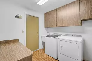 426 Whitfield Ave, Sarasota, FL 34243 - Photo 14