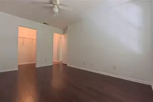 5440 S MacDill Ave, Tampa, FL 33611 - Photo 18